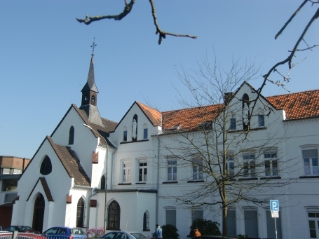 Geilenkirchen : Martin-Heyden-Straße, St. Elisabeth-Krankenhaus, Historisches Krankenhausgebäude